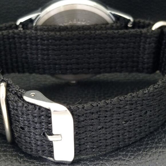 Vintage 1987 Fortis Manual Mens Silver Watch W/Nato Strap & Black accents - Picture 2 of 9